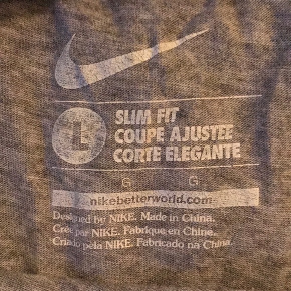 Nike slim fit tee - Picture 3 of 3